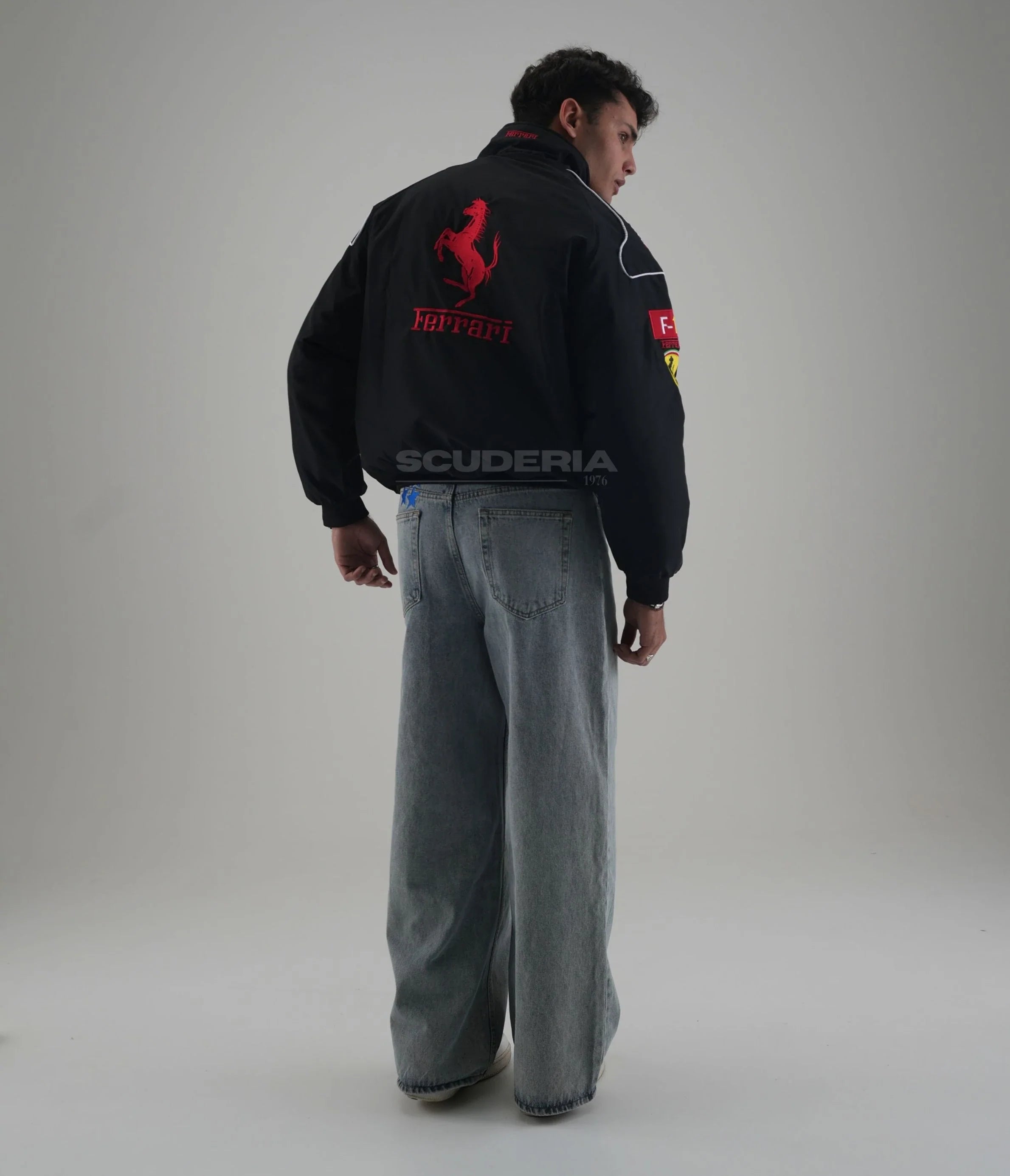 Ferrari F1 Vintage Racing Jacket - Black Edition